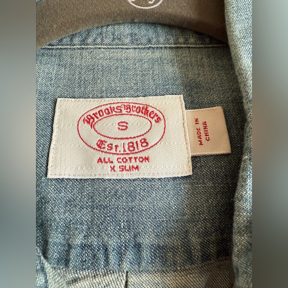 Brooks Brothers Chambray Button Down - Picture 2 of 5
